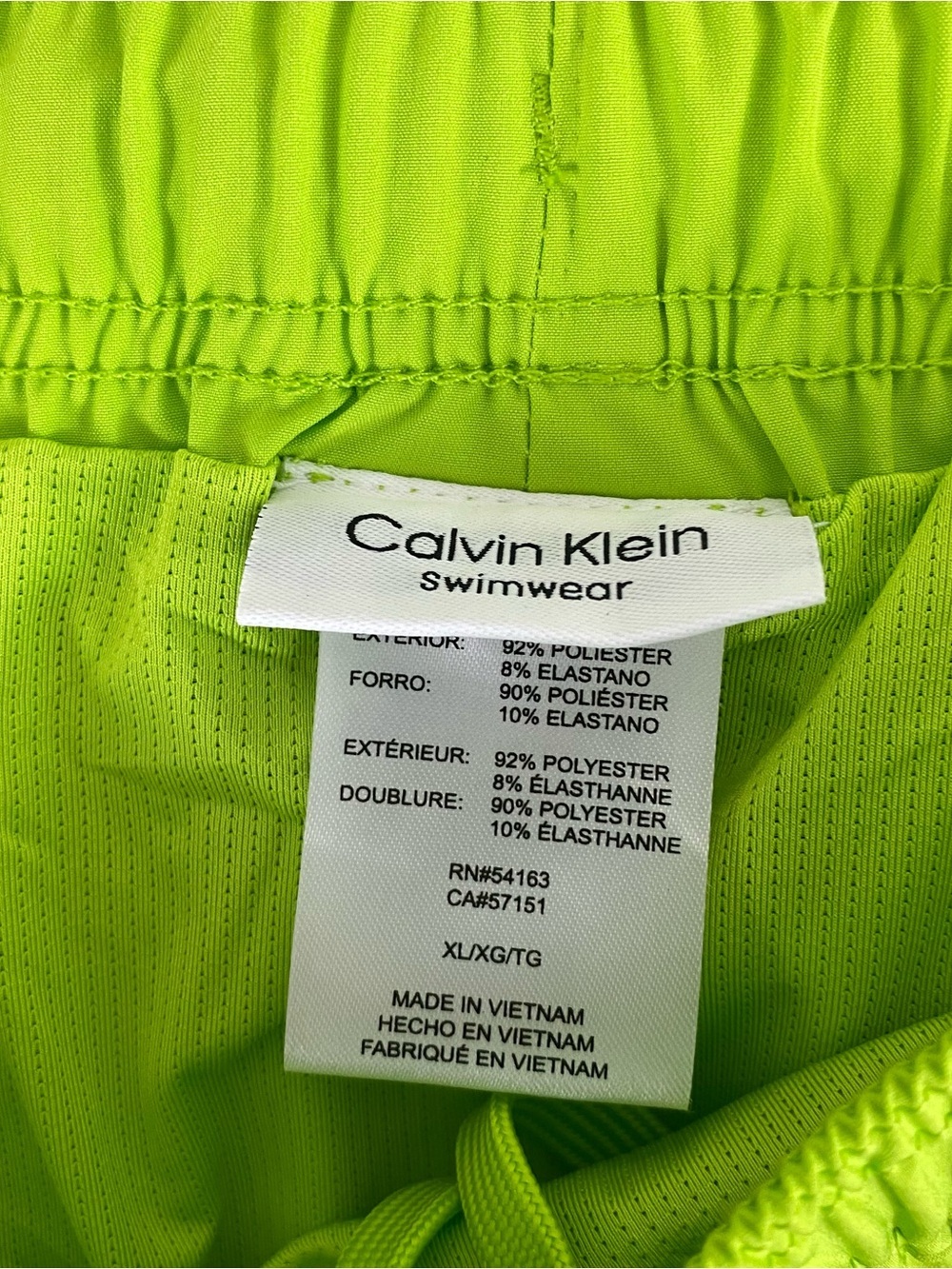 Calvin Klein Mens Trunks Shorts Size XL Swimwear Neon Green UPF 40 Lined NWT - Picture 3 of 15